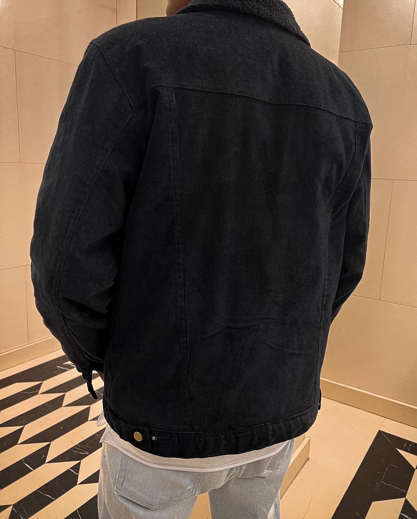 FLEECE-LINED CORDUROY JACKET  BLACK - Image 4