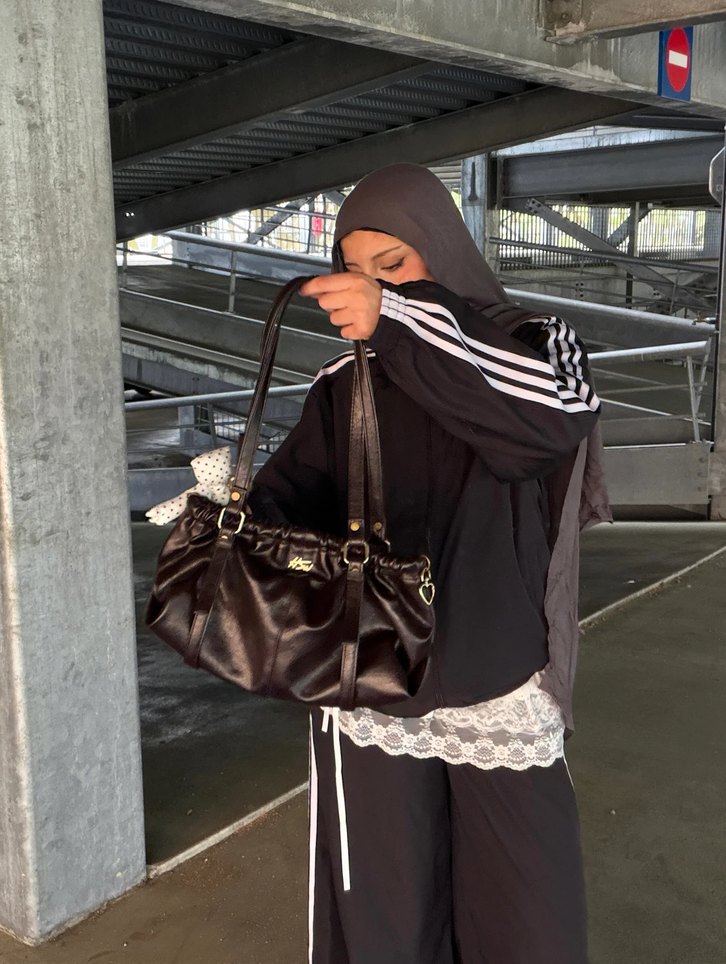 MISS MESS BAG BROWN - Image 2