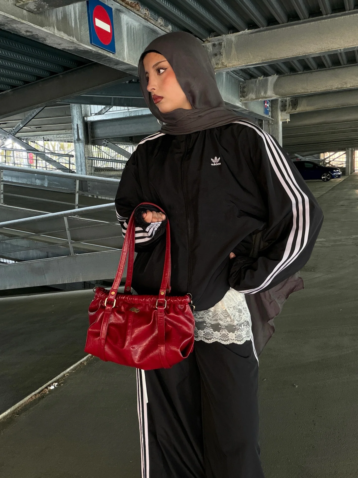 MISS MESS BAG RED - Image 3