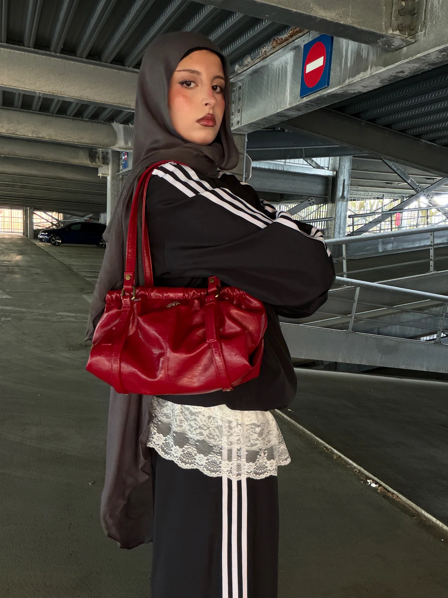 MISS MESS BAG RED - Image 4