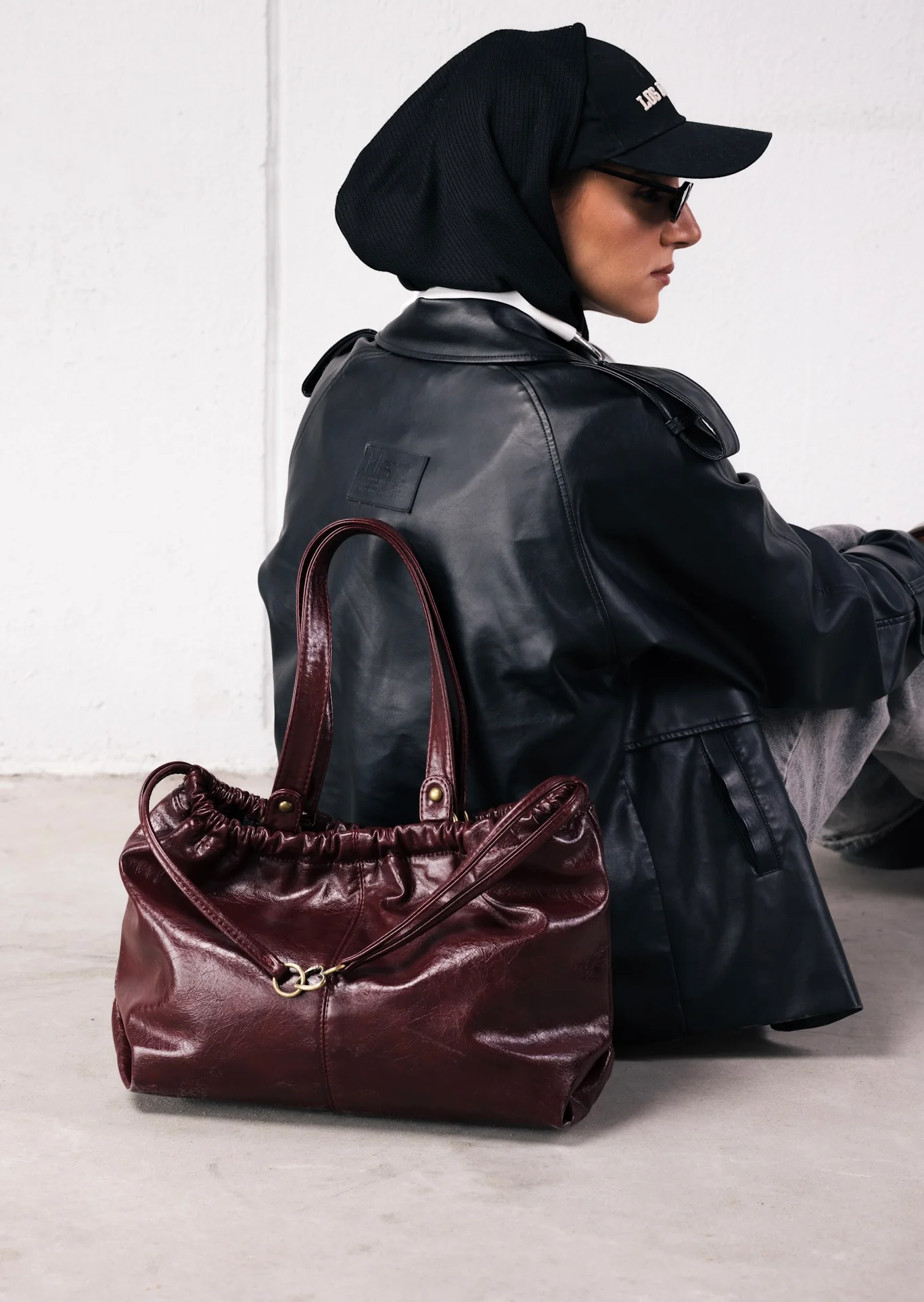 SCRUNCH BAG BURGUNDY - Image 5